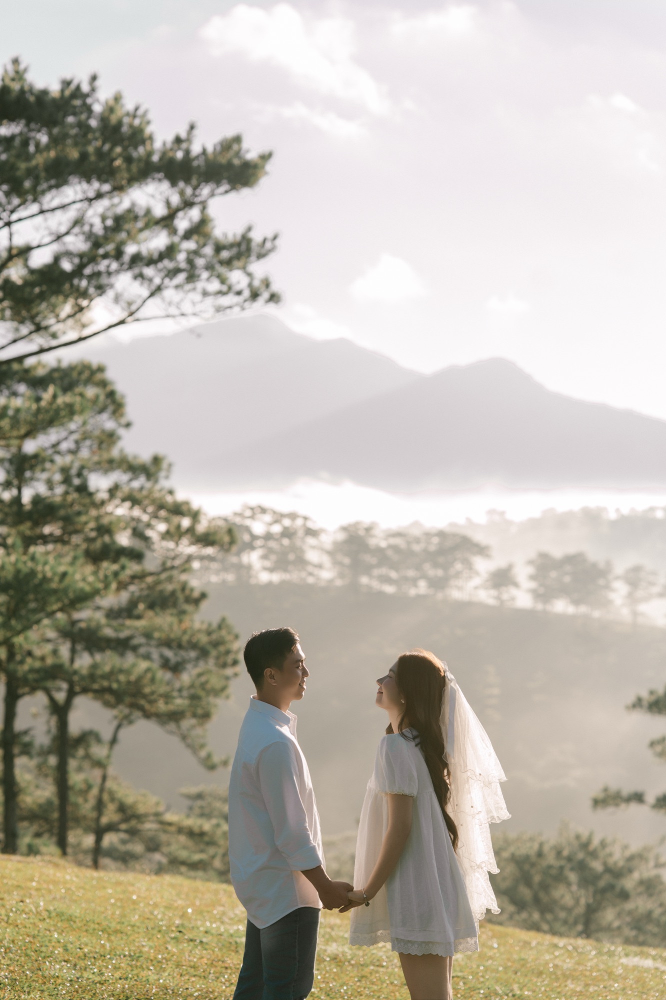 Lần đầu gặp nhau